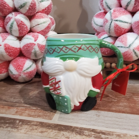 Santa Gnome Mug-NWT - Picture 1 of 7